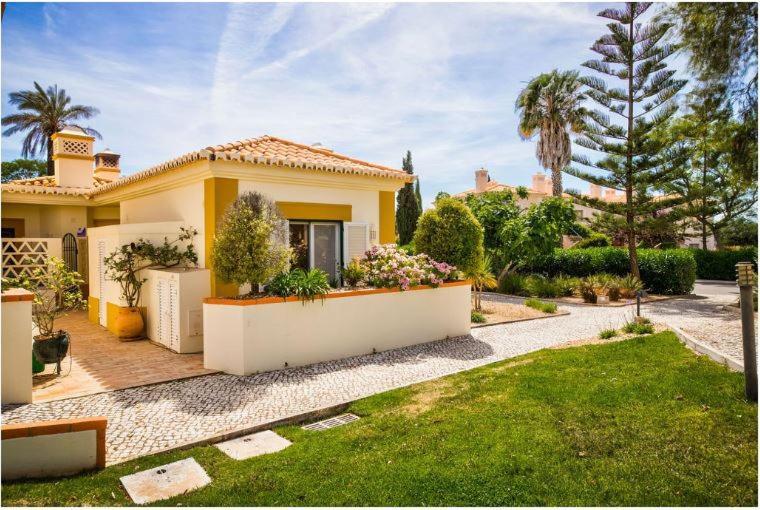 2Bedroom Bungalow Heated Shared Pool ,Near Carvoeiro And Ferrugudo 외부 사진