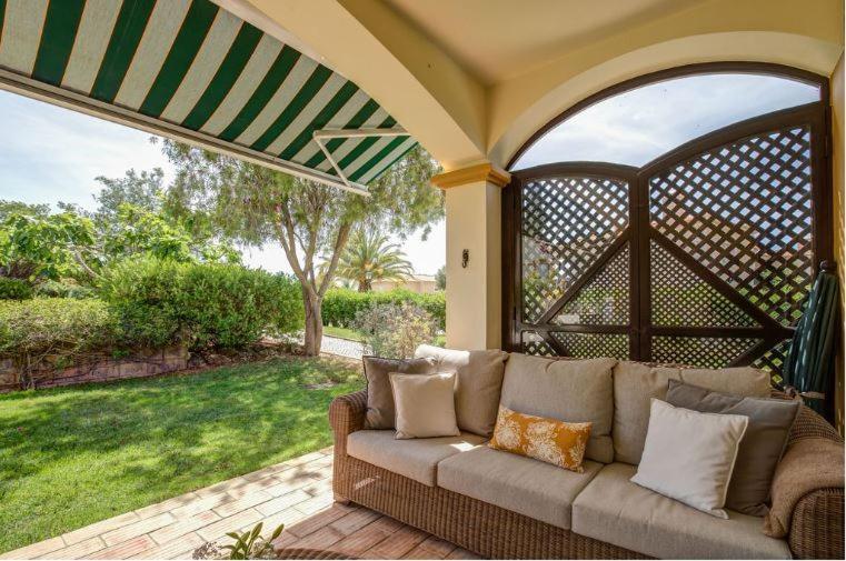 2Bedroom Bungalow Heated Shared Pool ,Near Carvoeiro And Ferrugudo 외부 사진